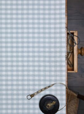 Check (Small) ~ Rain on Ivory Linen