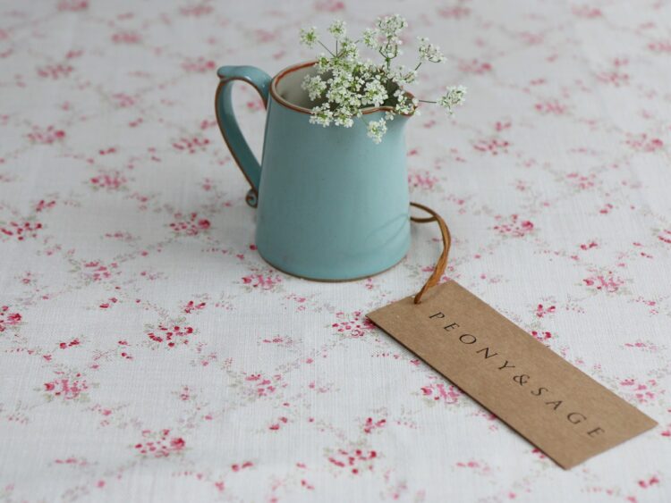 Giardino ~ Rose & Thyme on Cream Linen *
