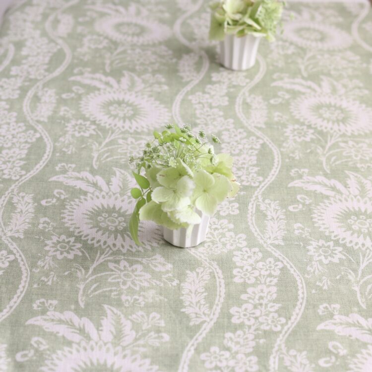 Sienna ~ Weathered Green on Cream Linen *