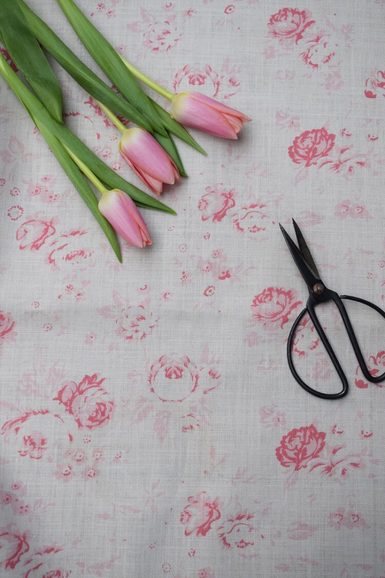 Charlotte ~ Rhubarb on Cream Linen