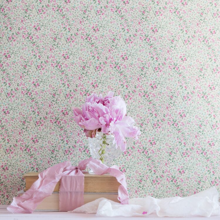 Ditsy Delilah {Tiny} ~ Mint & French Blossom Wallpaper