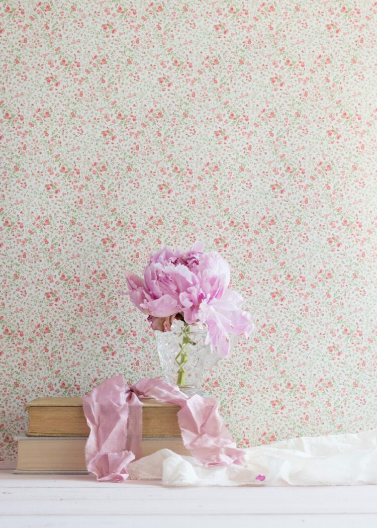 Ditsy Delilah {Tiny} ~ Summer Fruits Wallpaper
