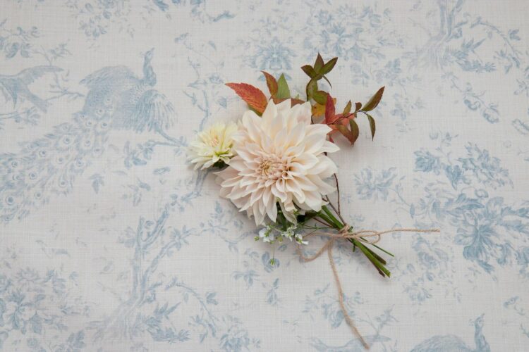 Giselle Petit ~ Blue Gray on Cream Linen
