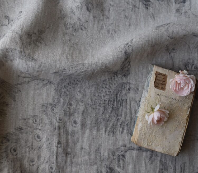 Giselle Grande ~ Weathered Grey on Stone Linen*