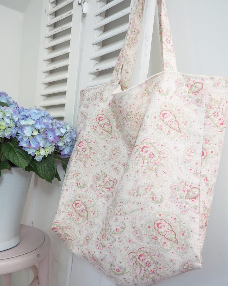 Xanthe Peony an Sage Lined Tote Bag
