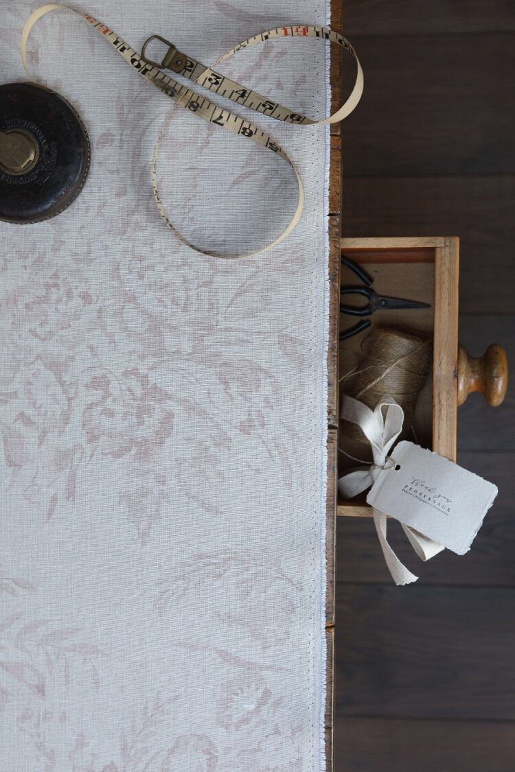 Lozere Grande ~ Mulberry Pink on Stone Linen