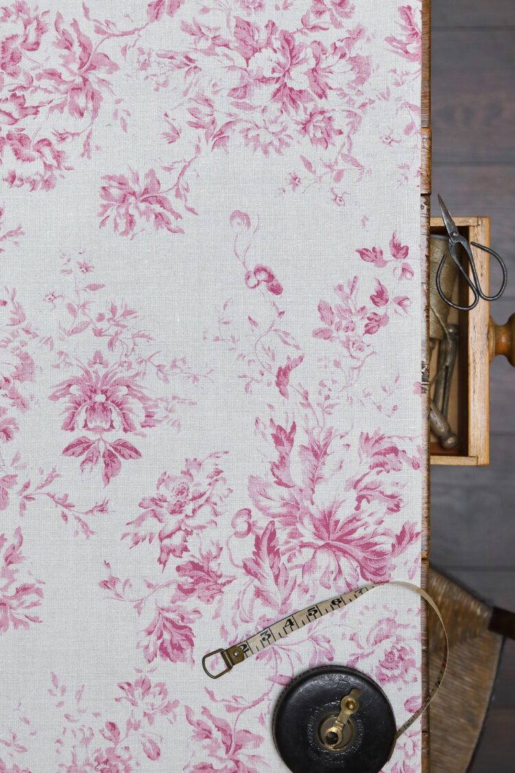 Giselle's Grande Jardin ~ Ruby on Stone Linen
