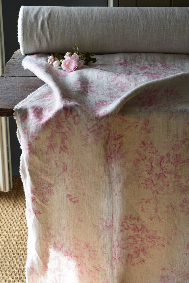 Giselle's Grande Jardin ~ Ruby on Stone Linen*