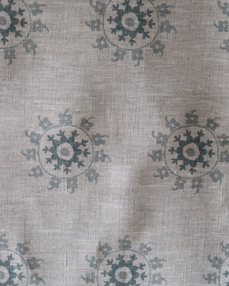 Super Grande Litik in II Teal on Dune Linen