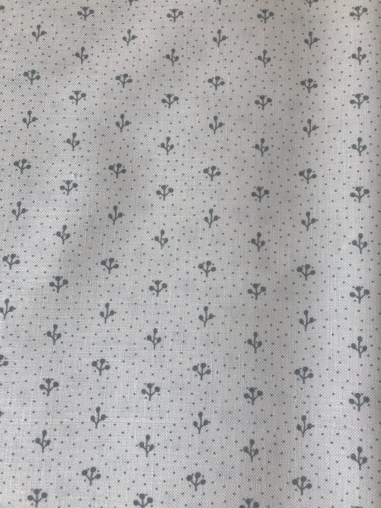 Little Dotted Sprigs ~ Rain on White Linen