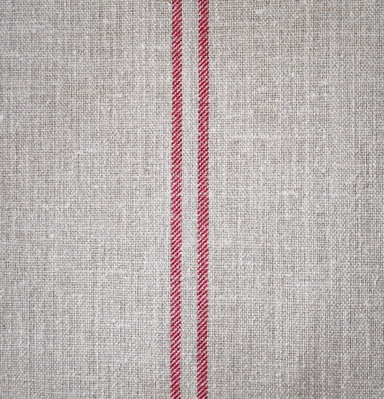The Grainsack Stripe (Grande) ~ Mia's Red on Grainsack