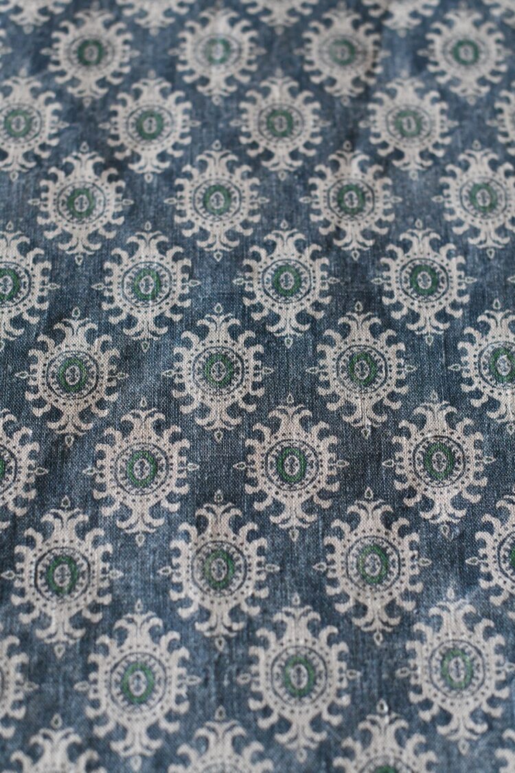 Ikat ~ Mussel Blotch and Emerald Green