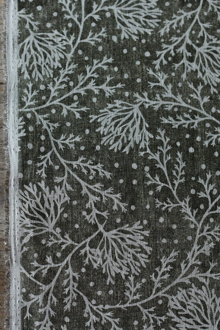 Fidra ~ Heath Blotch on Dune Linen