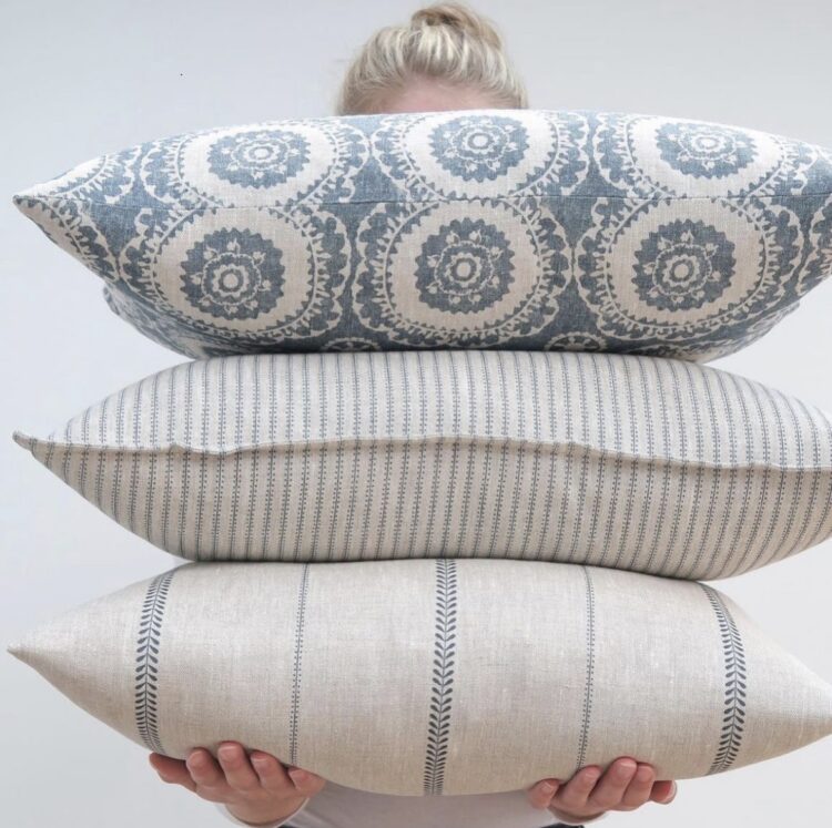 Stunning Handmade in Suzanni, Poppy Seed Stripe and Indi Stripe Mussel