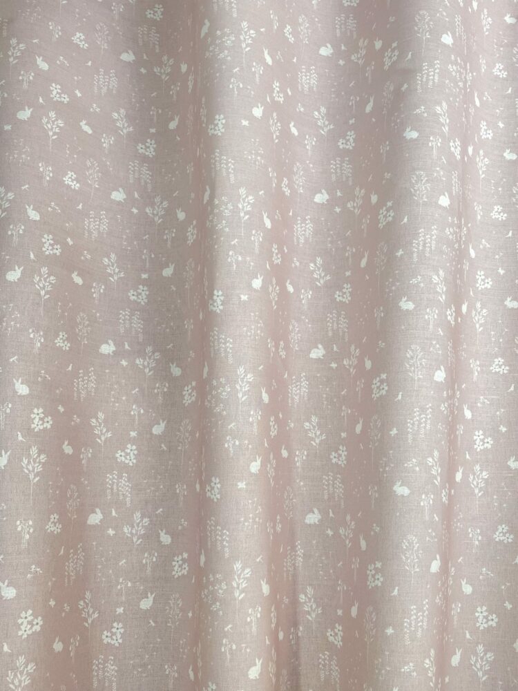 Summertime ~ Pale Pink Icing on White Linen Union