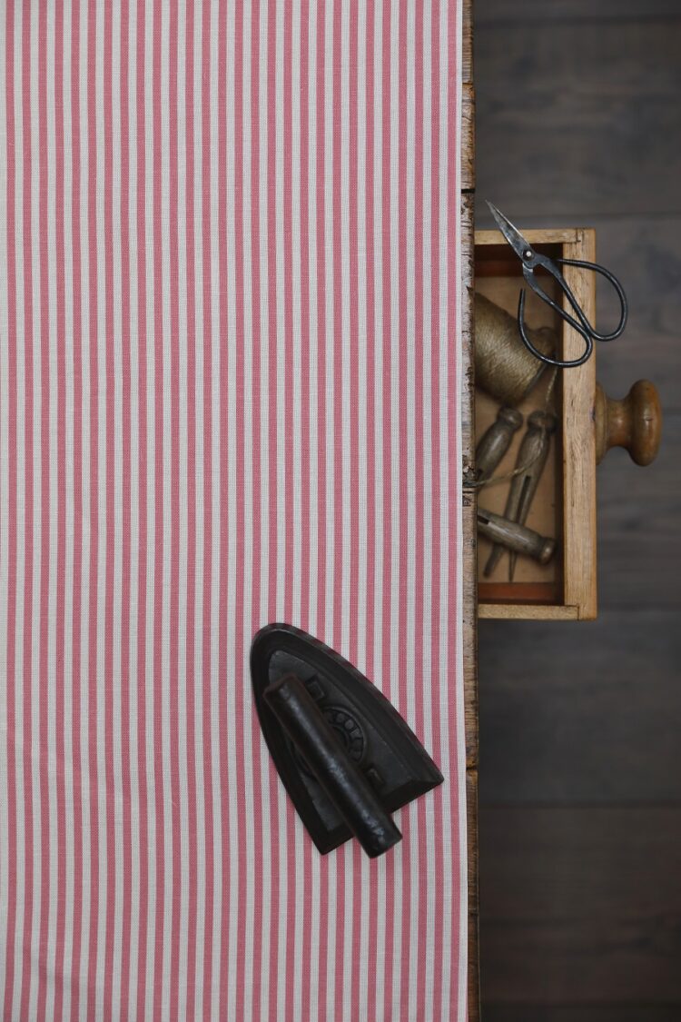 Eva Stripe ~Ripple on Cream Linen