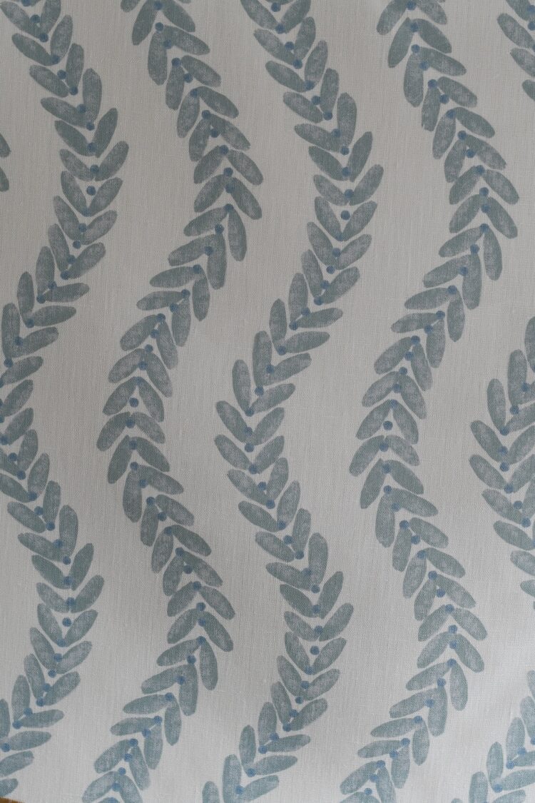 Willow Parma Blue and Blue Gray on Ivory Linen