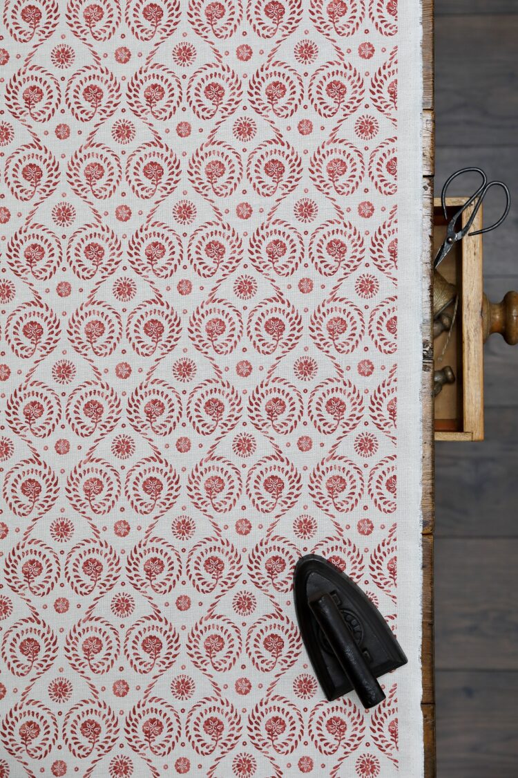 Zaatar Autumn on Cream Linen NEW *