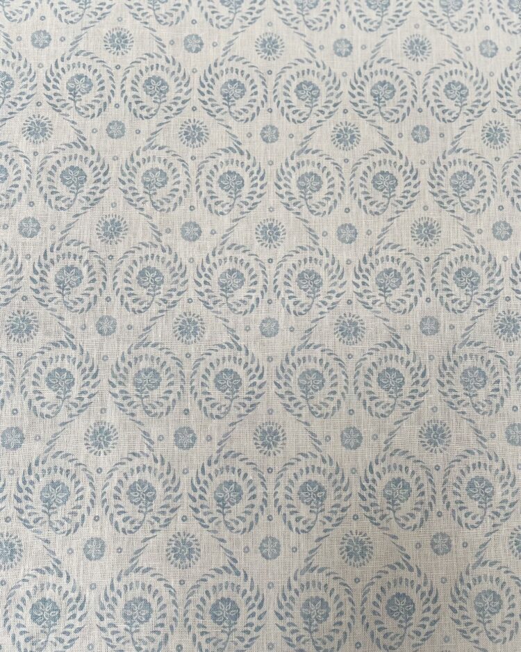 Zaatar Old Blue on Ivory Linen