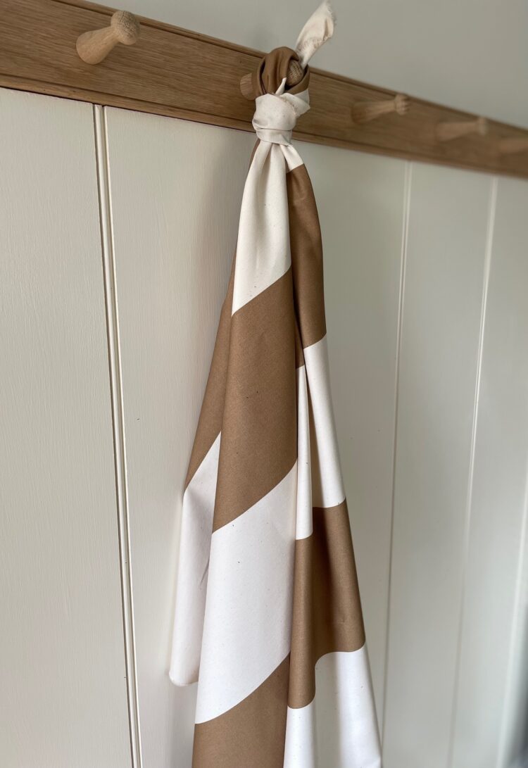 Bateau Broadstripe Vertical 6 inch on Cream Recycled Cotton ~ Wheat