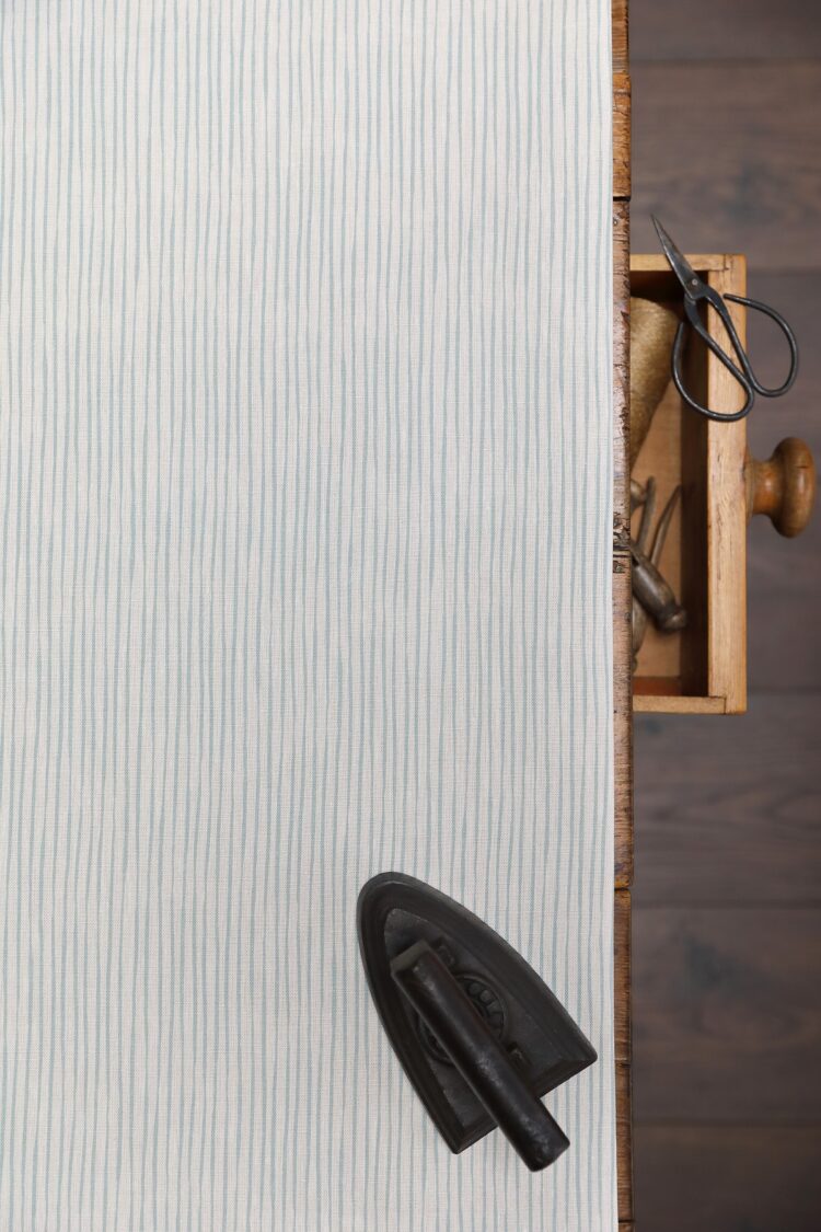 Bamboo ~ Parma Blue on Ivory Linen