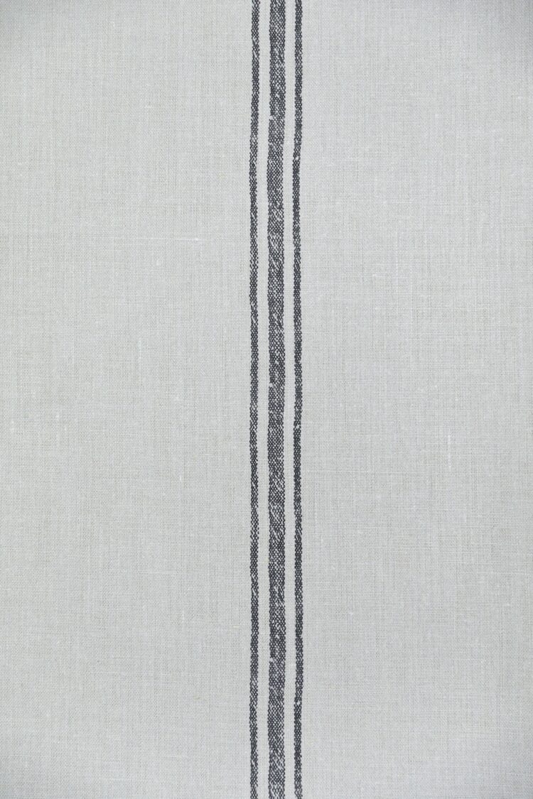 Dutch Single Central Stripe ~ Graphite Black on Grainsack Linen