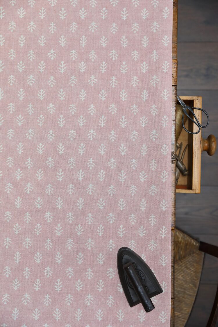 Inca Chalk Pink Blotch On Stone Linen