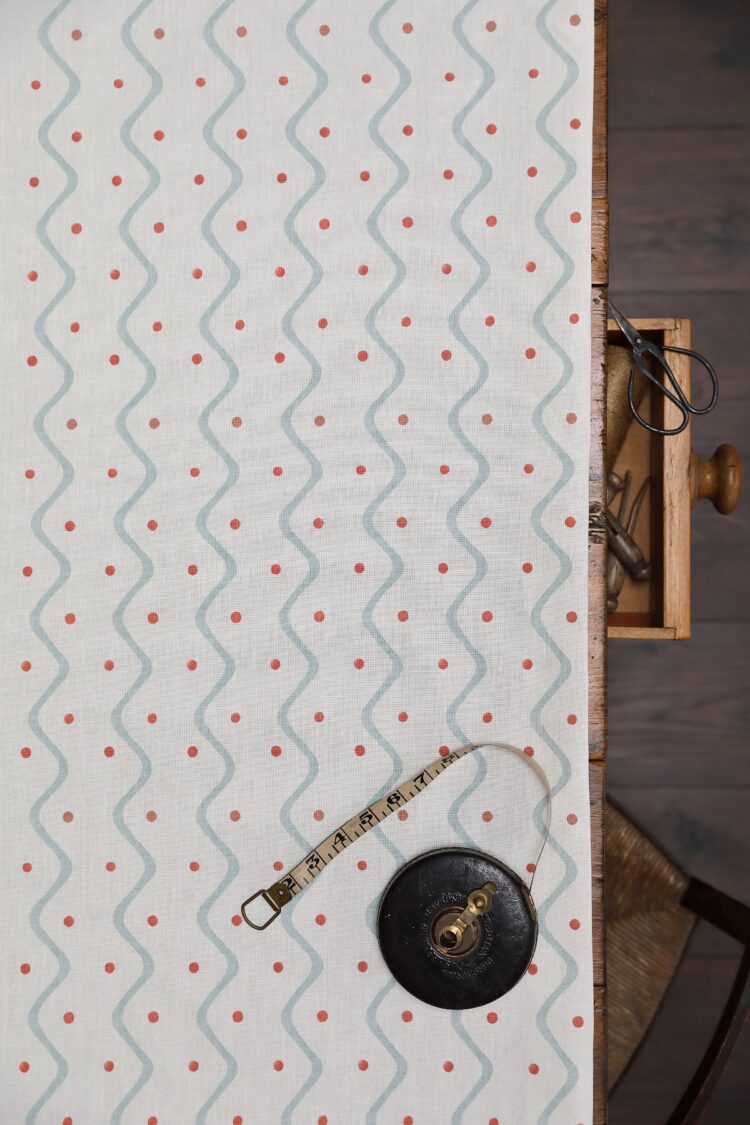 Sicilian Squiggle Parma Blue and Rust on Ivory Linen