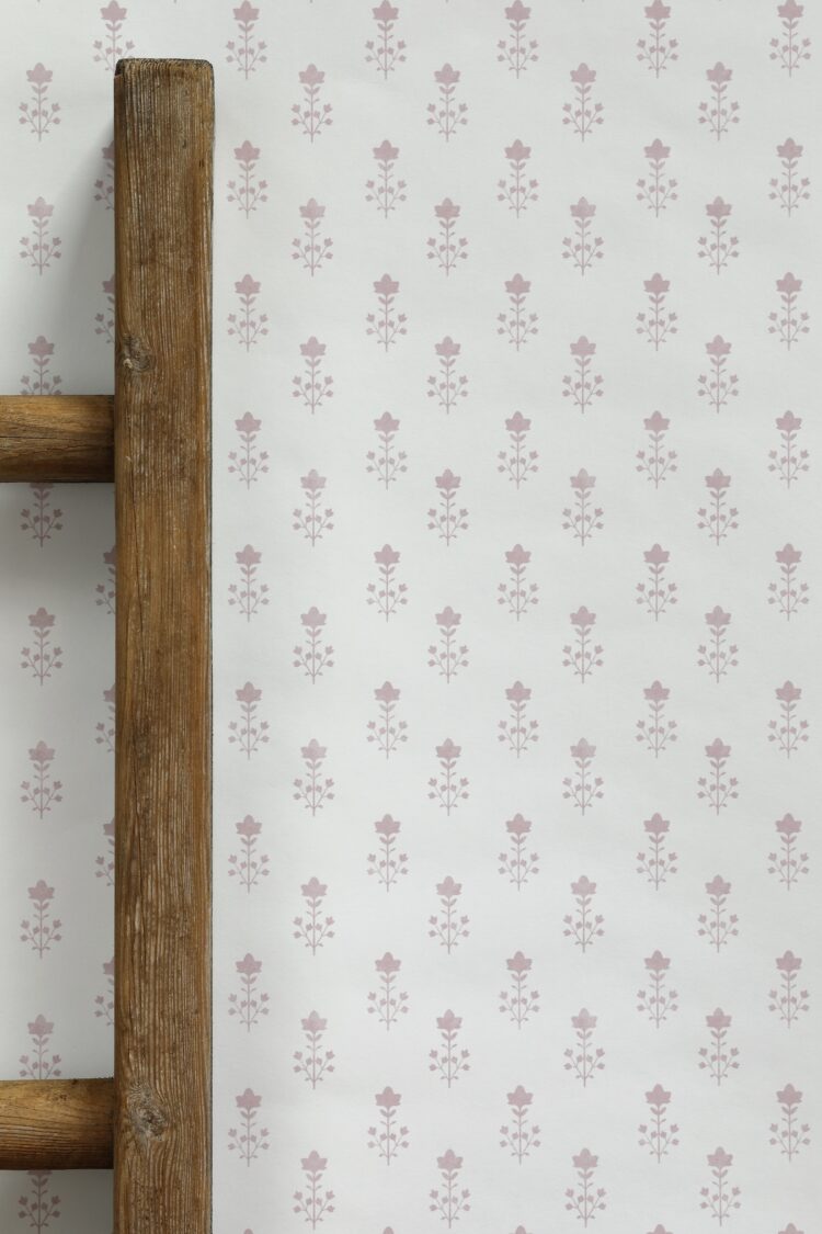 Camilla Wallpaper Pink