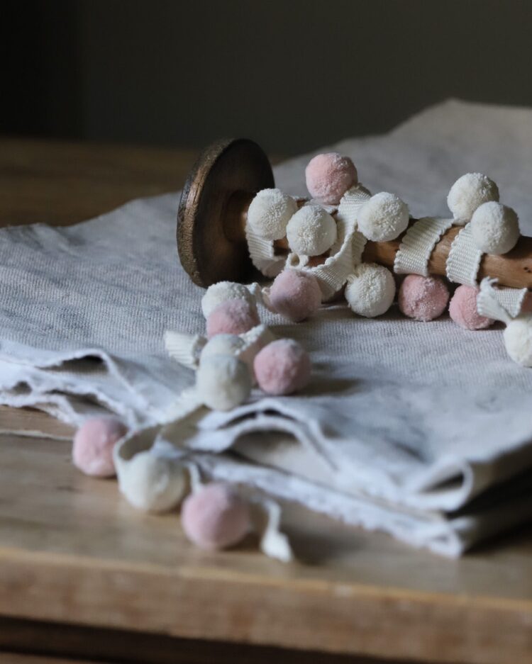 Beautiful Ivory & Powder Pink Pom Poms ~ £14.95pm FREE P&P