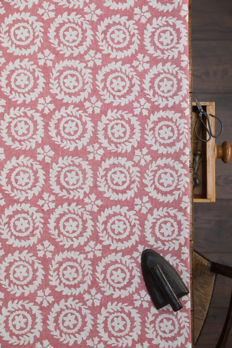 Seaholly Berry on Chunky Linen