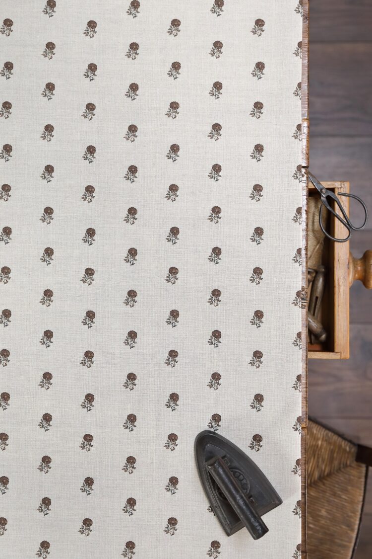 Little Anni II Belgian Choc on Stone Linen