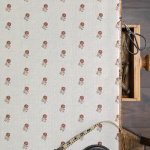 Little Anni II Earth on Cream Linen