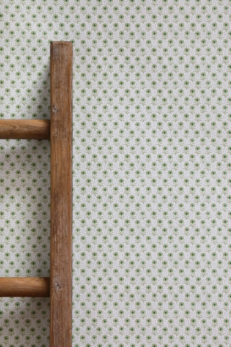 Petit Penny Emerald Green and Apple Wallpaper