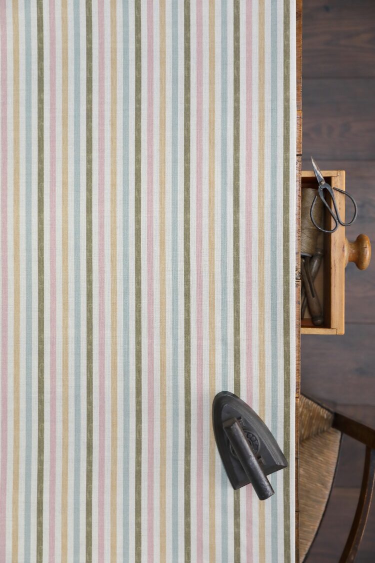 Punch and Judy Standard Scale Multi, Olive Green + Pink + Hay + Blue