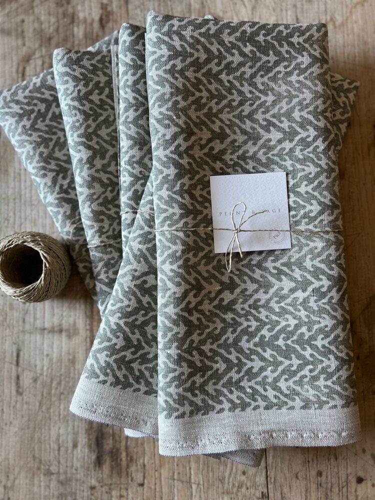 Single Oblong Cushion Pack ~ Veja Sludge Blotch