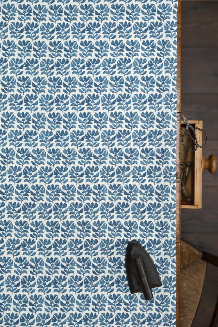 Daphne Denim on Double Cream Linen