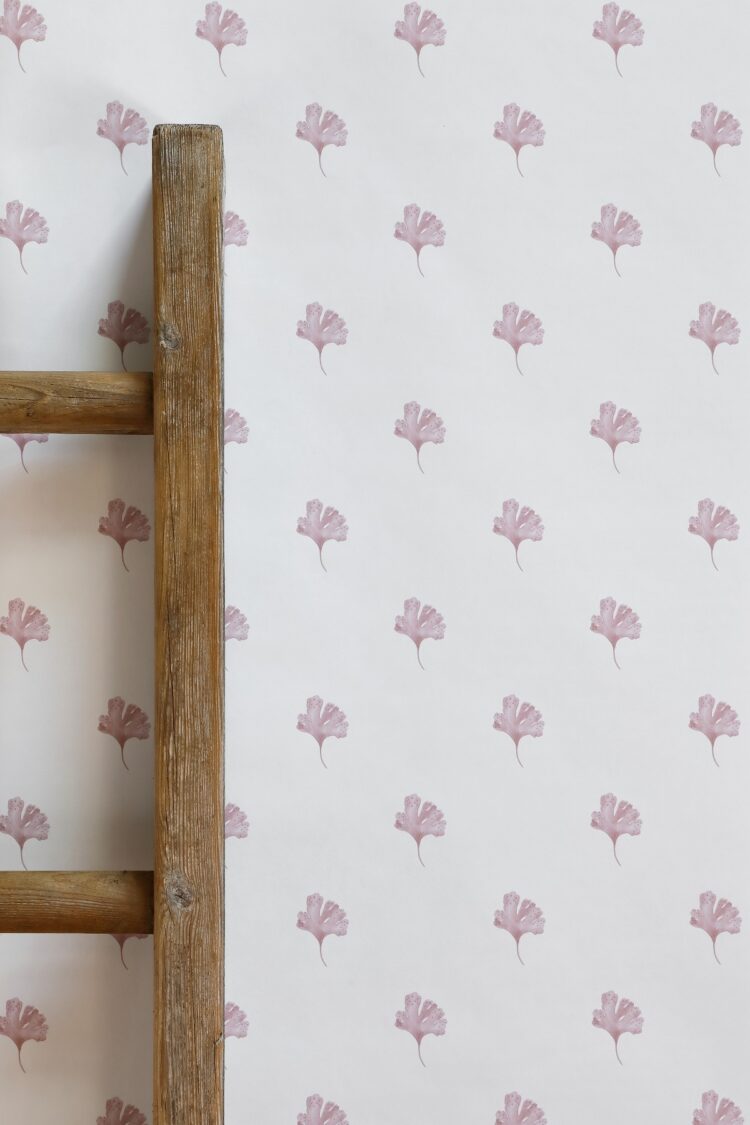 Sagaponack Mulberry Pink Wallpaper