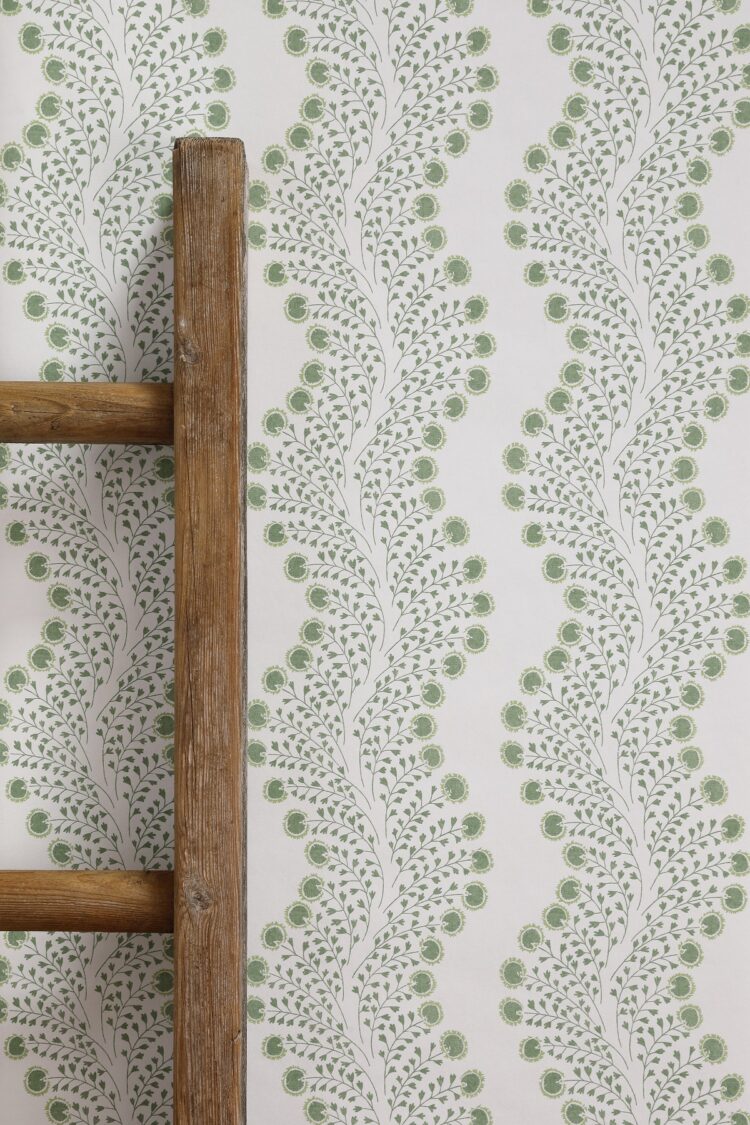 Amalia Deep Green Wallpaper