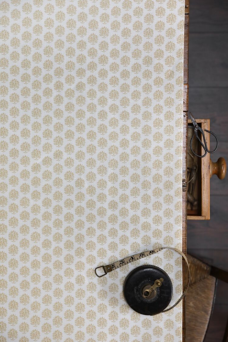 Tiny Sameera Sunny on Ivory Linen