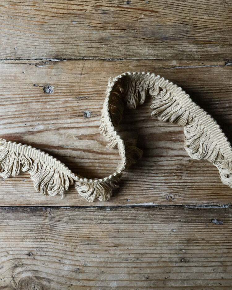 Fan Edge Trim ~ Wheat £12.45