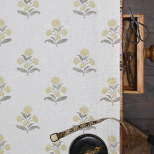 Poppi Large Lemon Curd + Biscuit on Ivory Linen