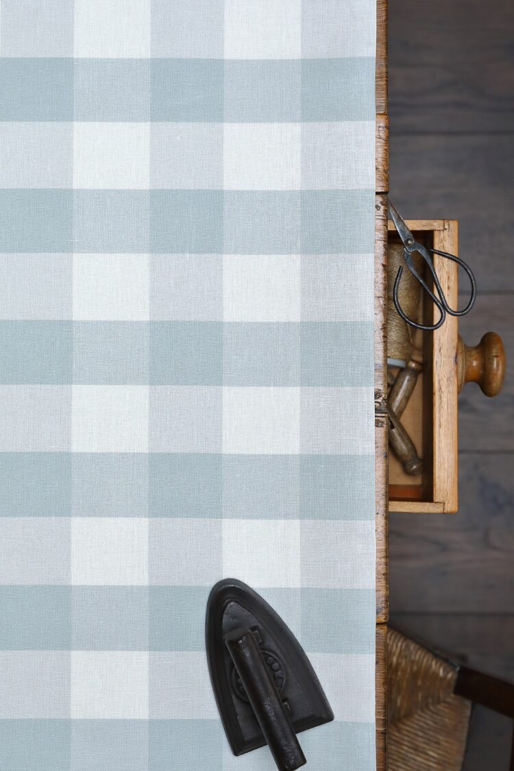 Large Check Rain on Ivory Linen