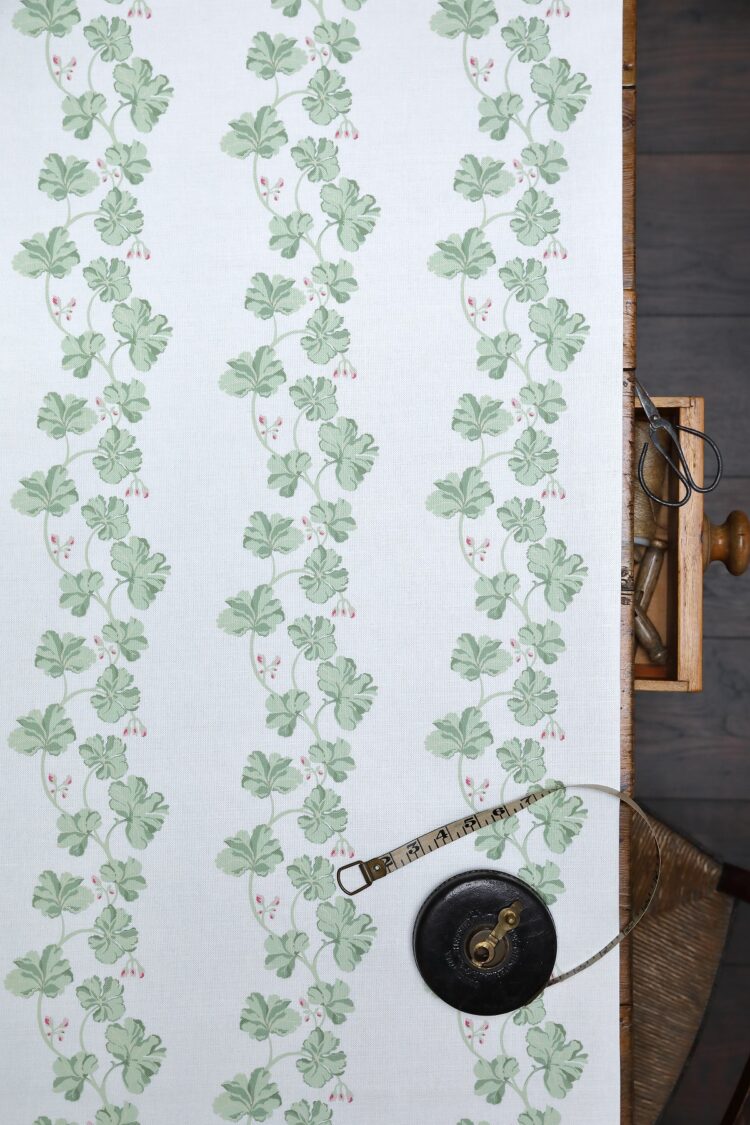 Geranium Stripe ~ Soft Green and Multi English Pinks