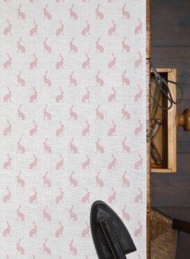 Hops (Mini) ~ Pink Icing on Cream Linen