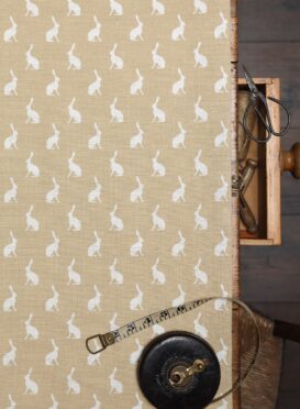 Hops (Mini) ~ Sand on Cream Linen