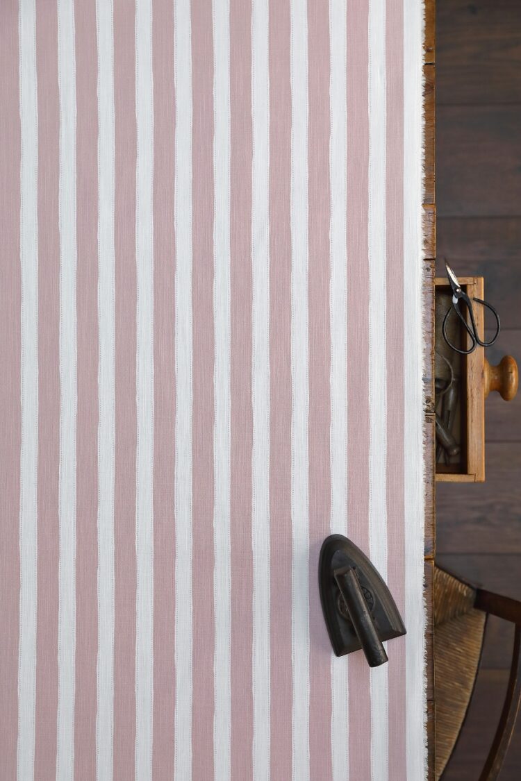 Pavilion Stripe Pamplemousse Pink on Chunky White Union