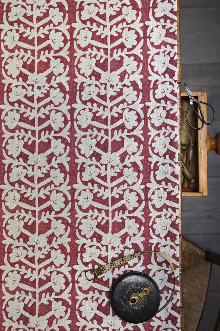 Antibes Grande Maroon Blotch on Dune Linen