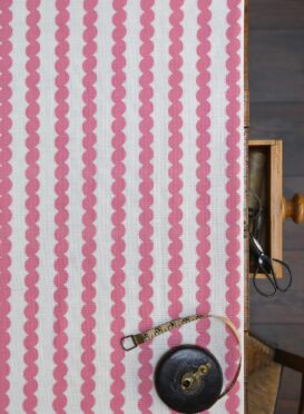 Snakey Stripe Ripple on Cream Linen