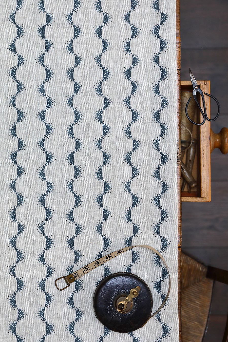 Zadir Stripe Small Mussel Dotted on Dune Linen